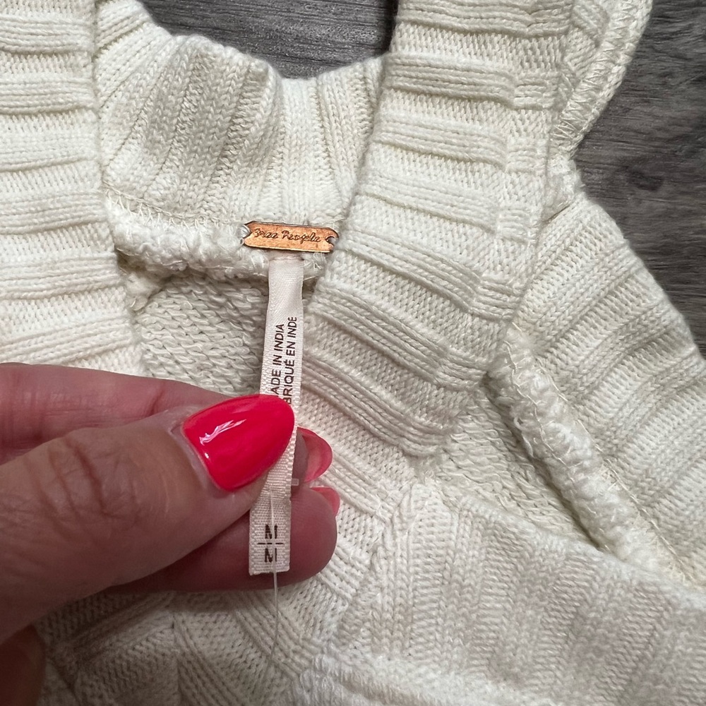 Free People Womens Cream Cold Shoulder Knit Sweater Size M - Picture 7 of 9